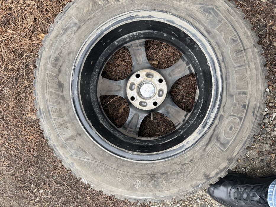 Комплект шин с дисками CRV Honda