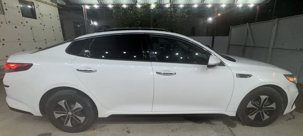 Продам Киа оптима 2019г