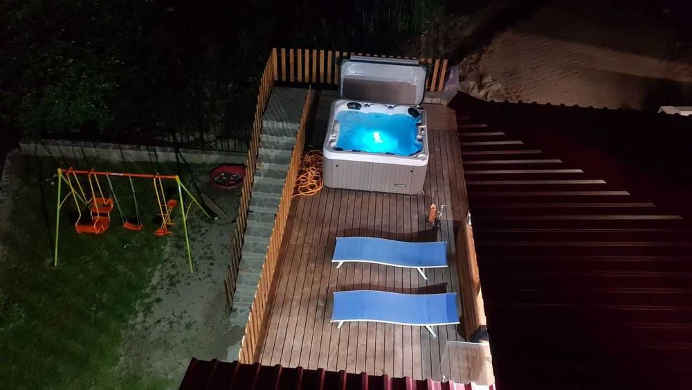 Дава се под наем Къща в с. Момчиловци, Област Смолян - 400 кв.м за 500 € - Снимка #18