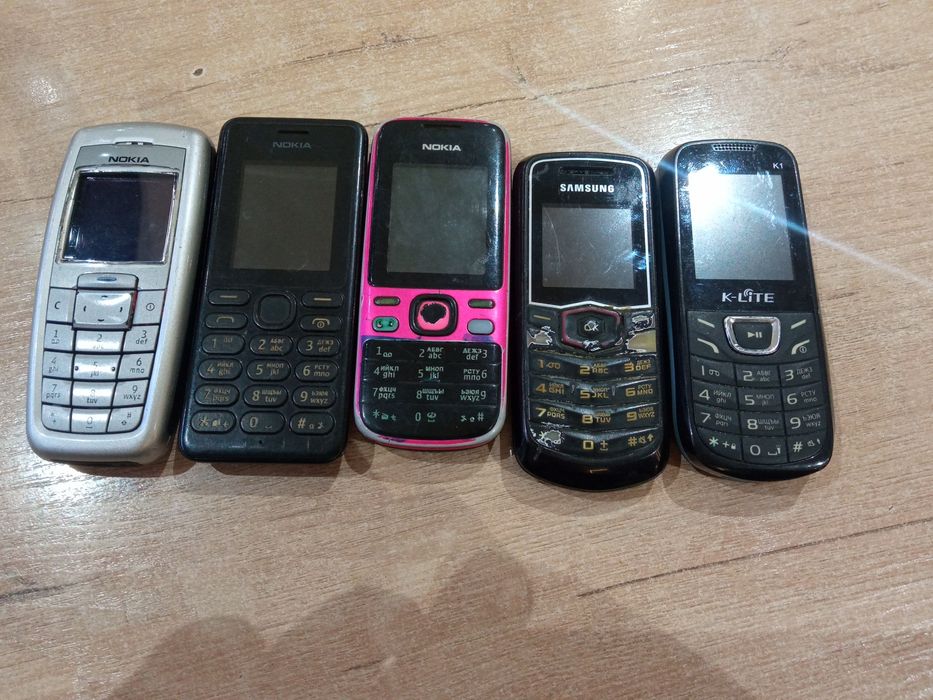 Продам телефон разные