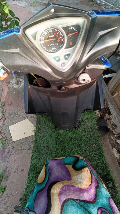 Продам скутер 150см3