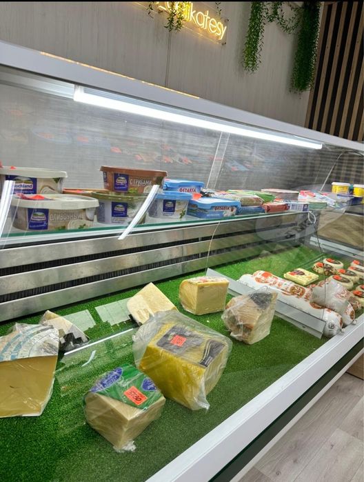 Холодильная витрина Leadbros