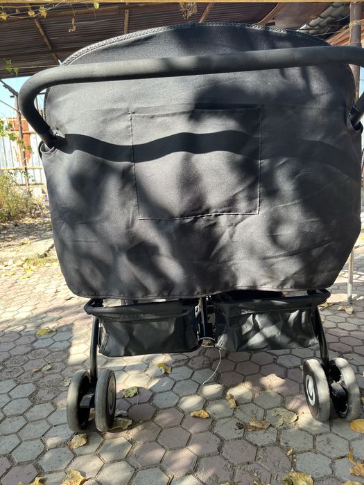 Продам коляску для двойни