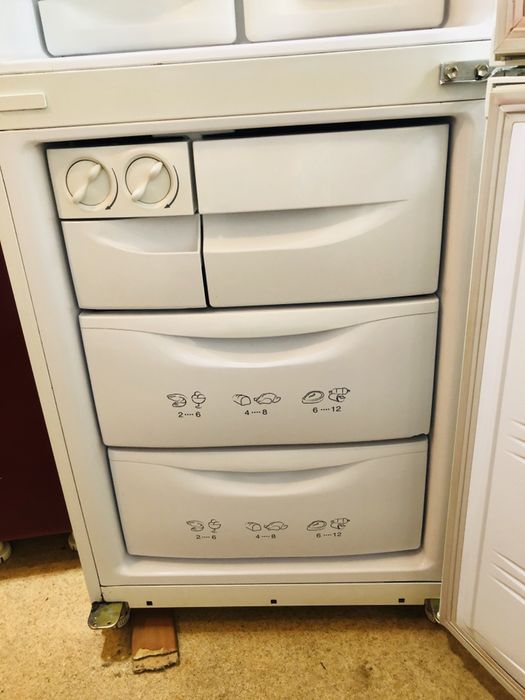 Продам холодильник самсунг