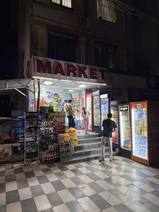 Tayyor do’kon biznes sotiladi Maktab yonida
