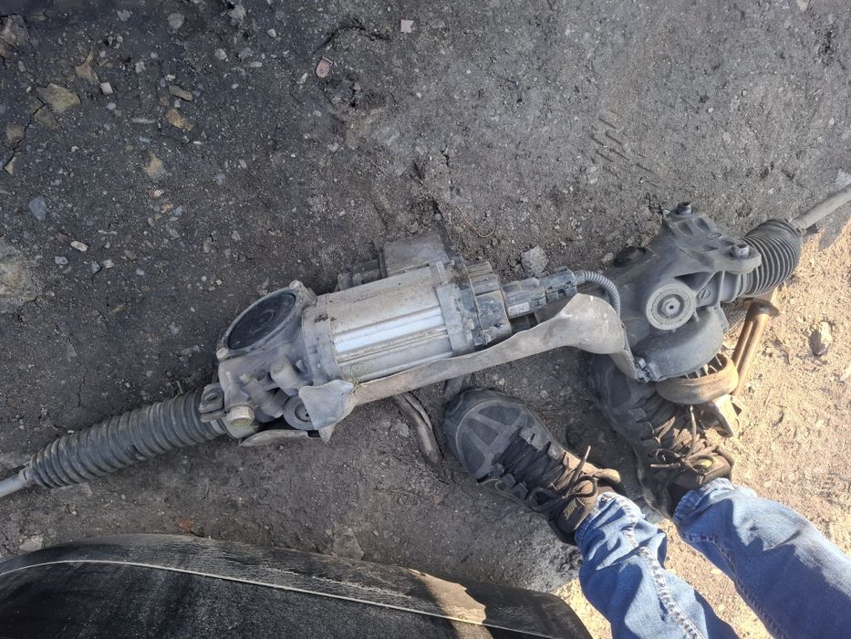 Vand caseta direcție perfect functionala vw passat b6 an 2008