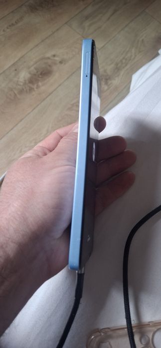 Продам Redmi 12 срочно!.