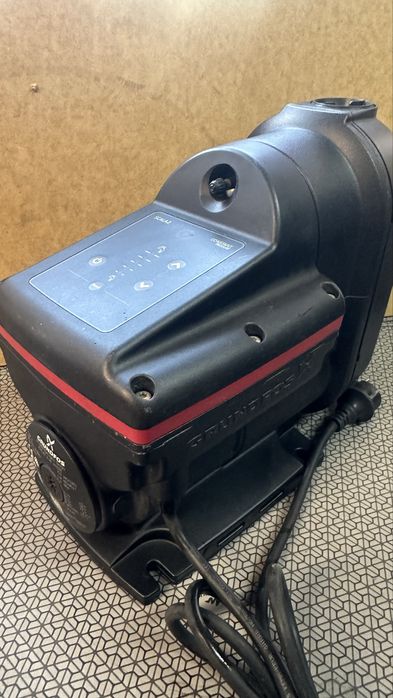 Бустерна помпа Grundfos scala2