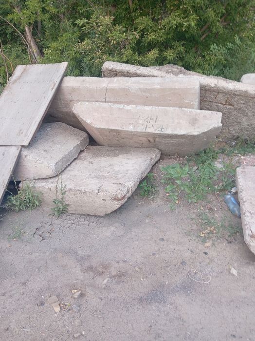 Продам б/у строй плиты