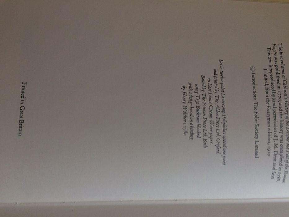 Осем тома за разпада на Римската империя.