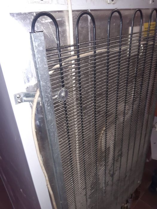 Продаётся рабочий холодильник