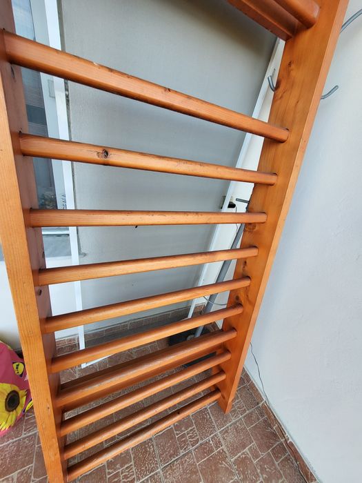 Vand spalier gimnastica