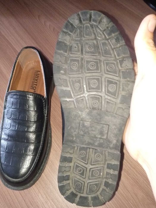 Продам новые туфли.