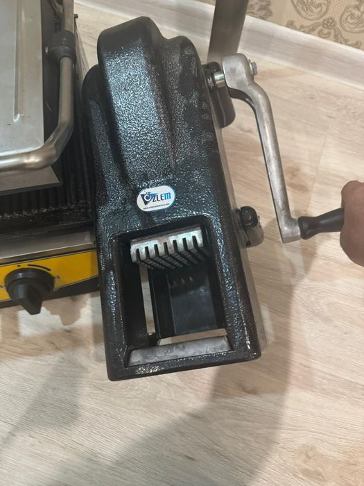 Продам донер аппарат