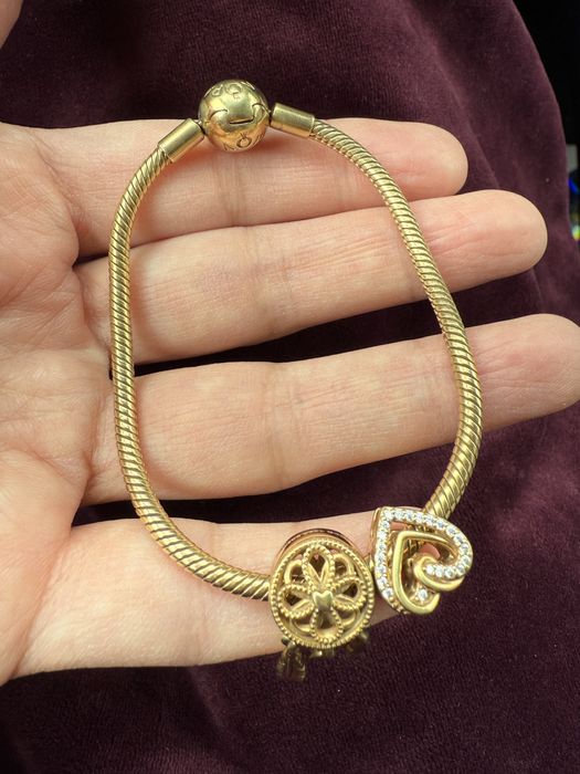 Продам позолоченный браслет Pandora оригинал