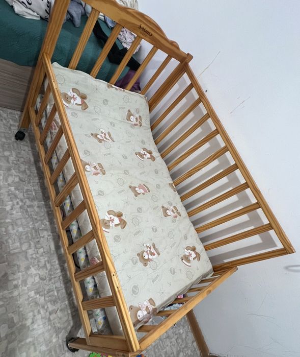 Отдам детскую кровать