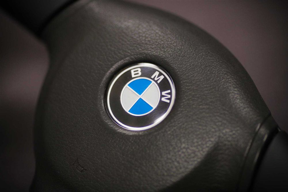 Руль BMW М-Tech 2 (БМВ М-Тех 2) 370 мм под болт E36, E34, E32, E31