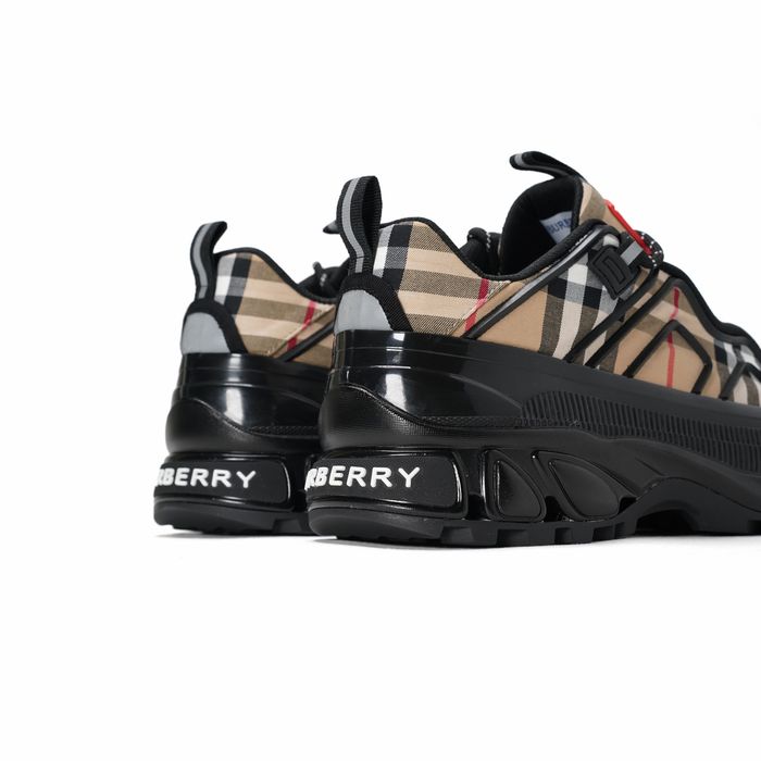 Мъжки обувки Burberry