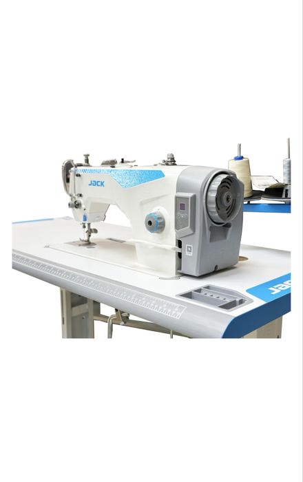 Швейная машина Jack F5