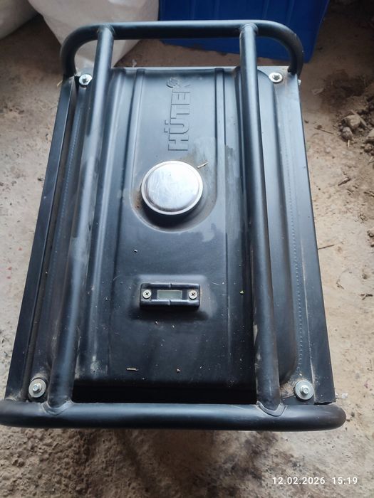 Бензиновый генератор 2.5квт