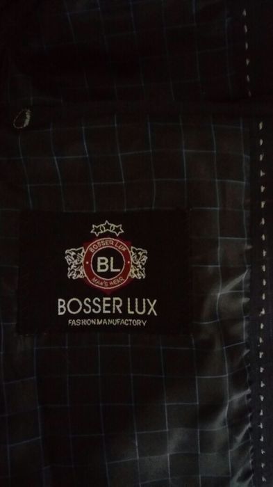 Продам мужской костюм