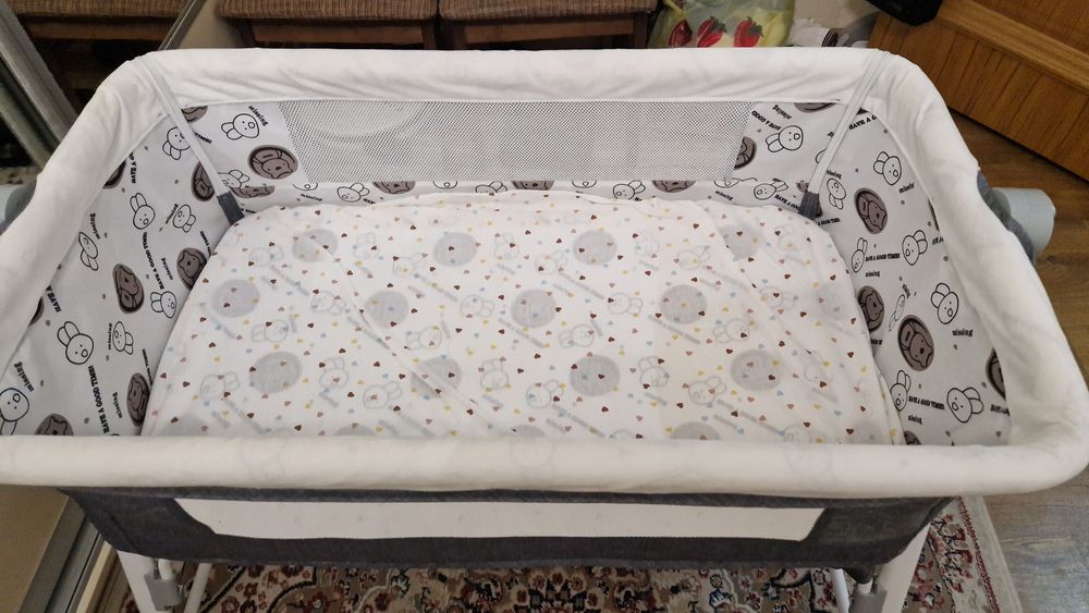 Продам детскую кровать-манеж