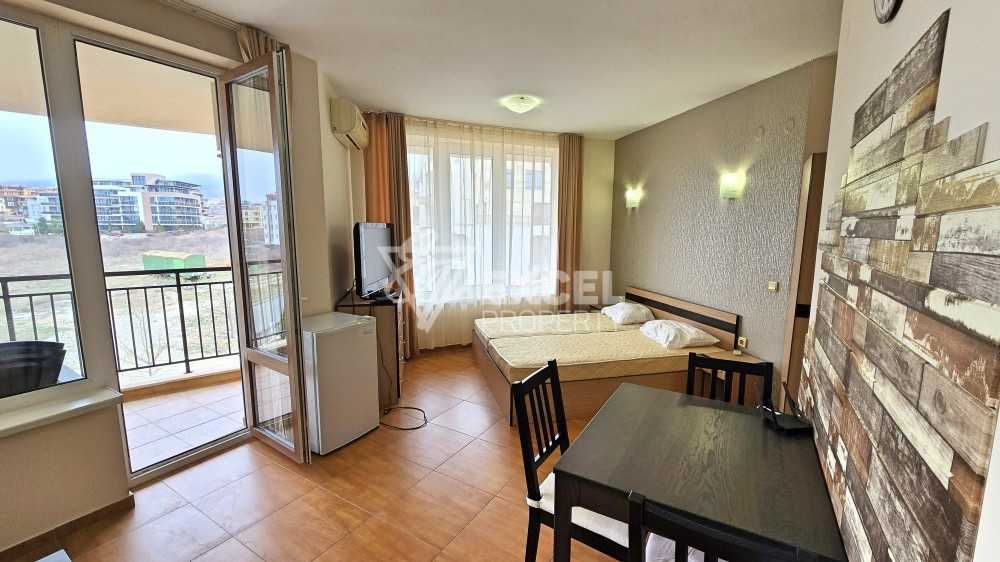 Продава се Едностаен апартамент в к.к. Слънчев бряг - 45 кв.м за 1178 €/кв.м - Снимка #8