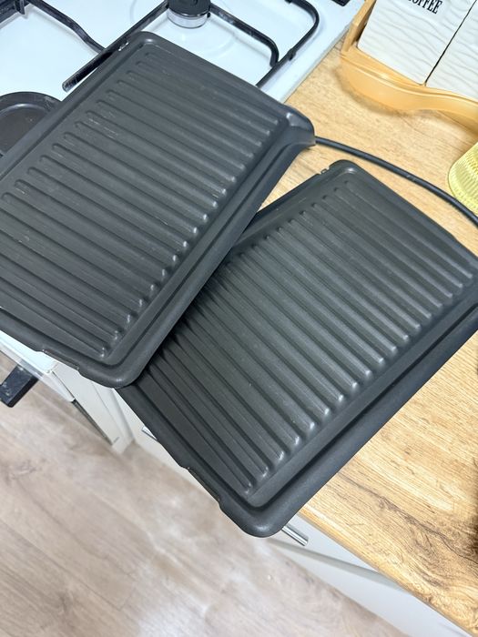 Гриль Tefal серебристый