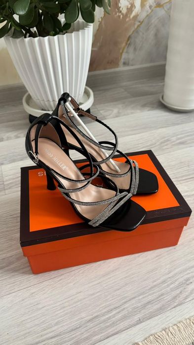 Продаётся туфли в хорошем состоянии