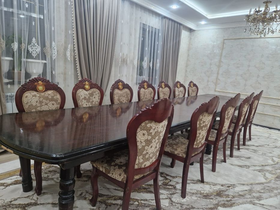 Стол стулья б/у в хорошем состоянии