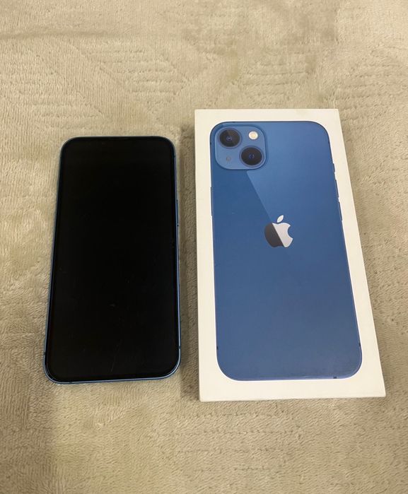 Продам iPhone 13