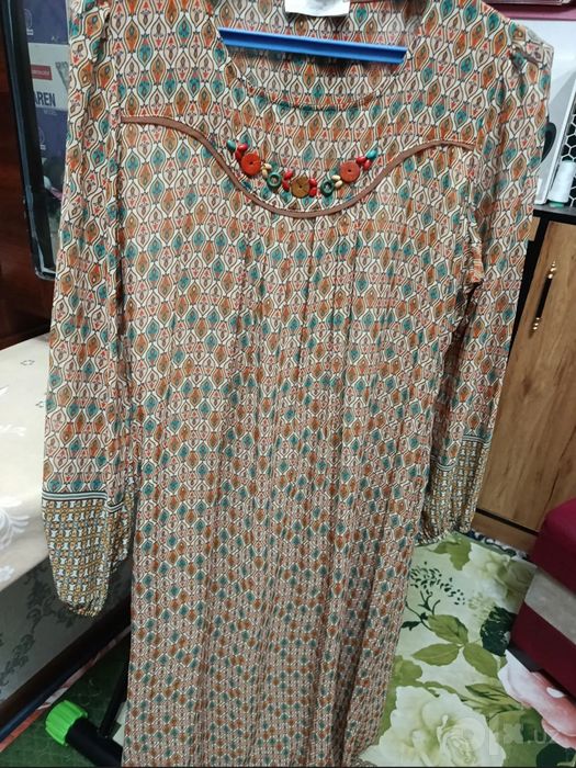 Ayollar koylagi kiyilmagan yangi