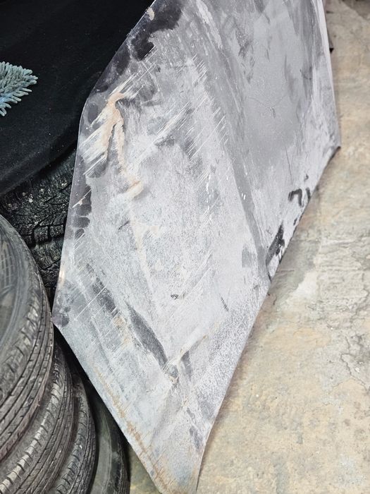 Продам капот лада гранта калина 2