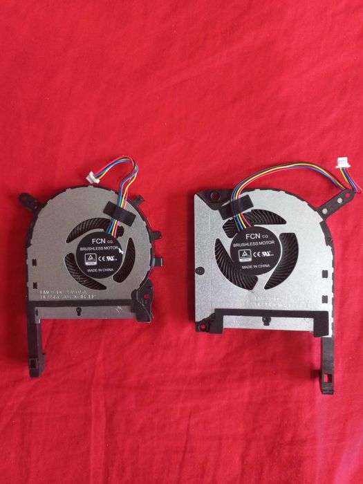 Coolere  noi  pentru  laptop  si  placi  de  baza