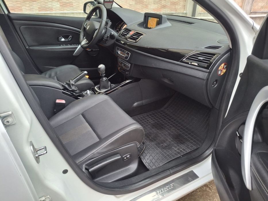 Renault Megane 3 model BOSE *fab 11.2011 * 1.9 dCi 131 CP * Euro 5 *