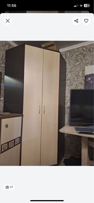 Продам угловой шкаф в отличном состояний.