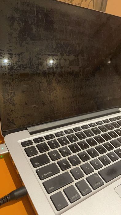 Macbook pro '13 (2015)