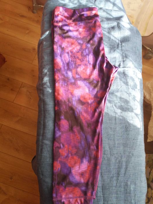 Дамски спортни клинове