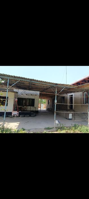 Уй сотилади Срочно! Хамма шароитлари Билан!