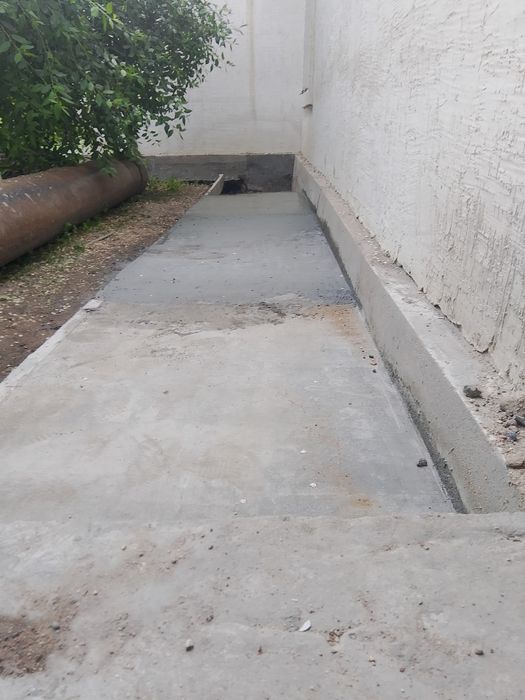 Отмостка и фундамент