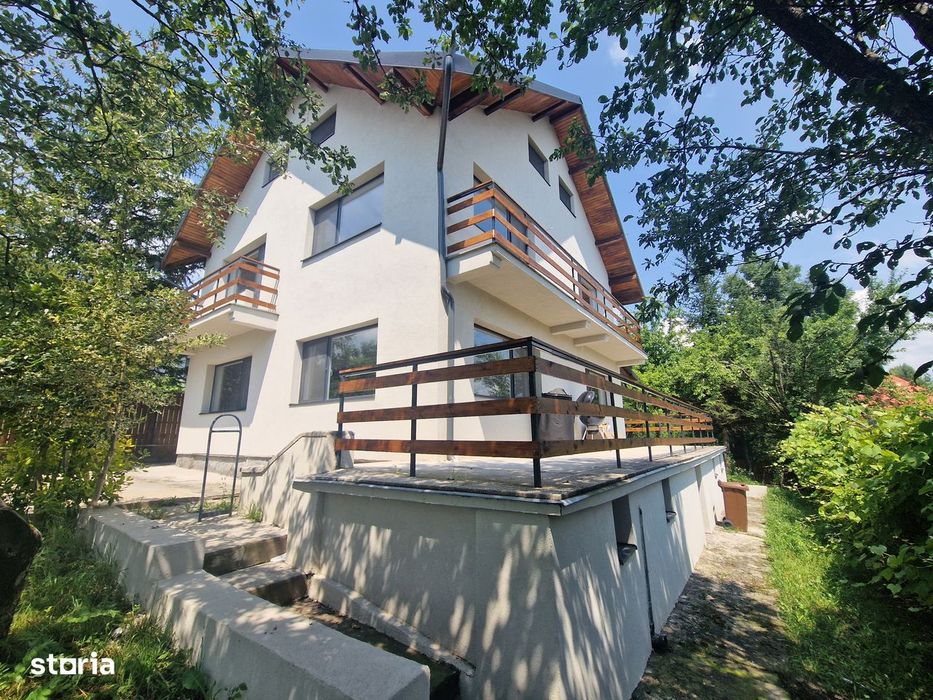 Casa Comarnic cartier ghiosesti +teren 700 mp