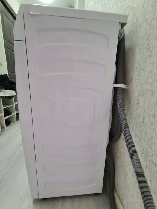 Продам стиральную машину Haier