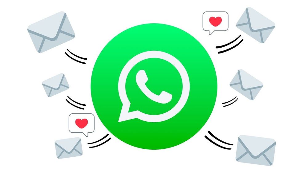 Помощь с клиентами в WhatsApp и почте