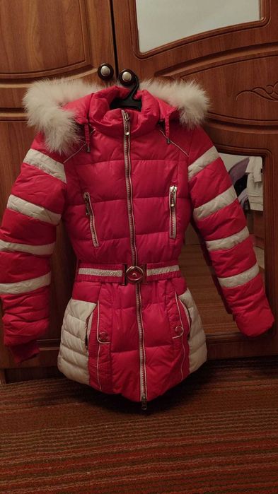 КУРТКА пуховик на  7 - 8 - 9 лет