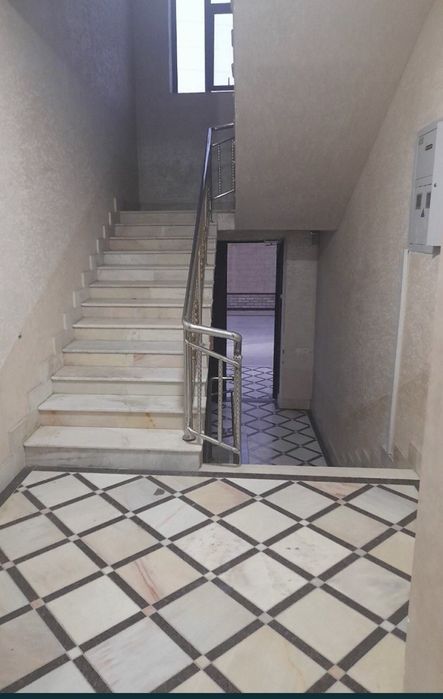 Beltepa bitonka Nava Stroyka y etaj 66 kv  lift bor Yevro Remont