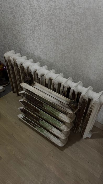 Продам чугунные батареи