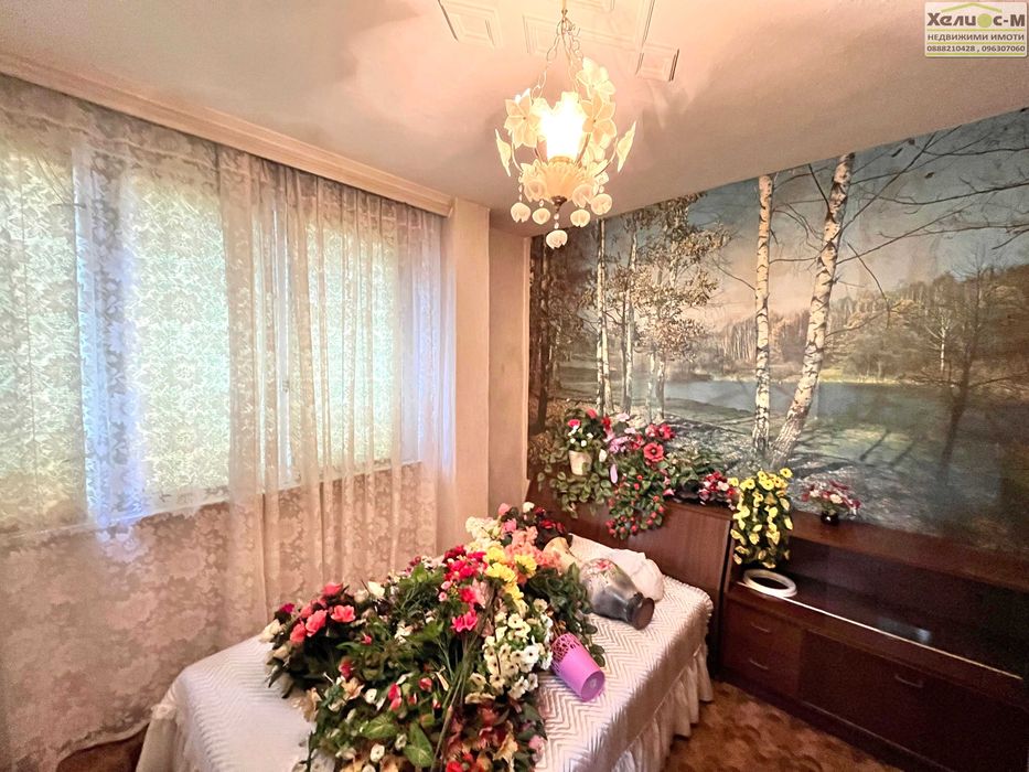 Апартамент с три спални, 116 кв.м., Живовски квартал, гр.Монтана