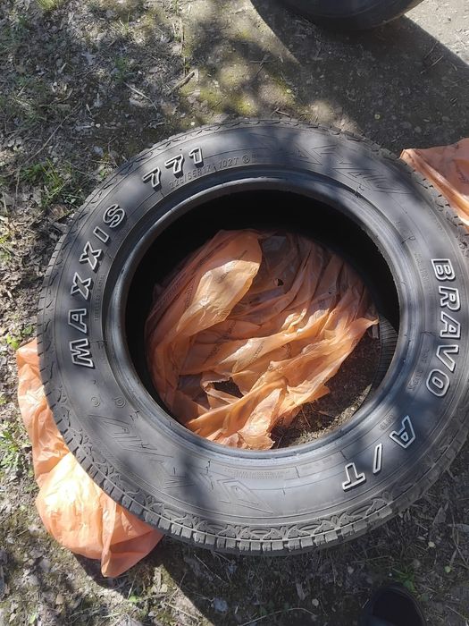 Шины 225 65 r17 в хорошем состоянии