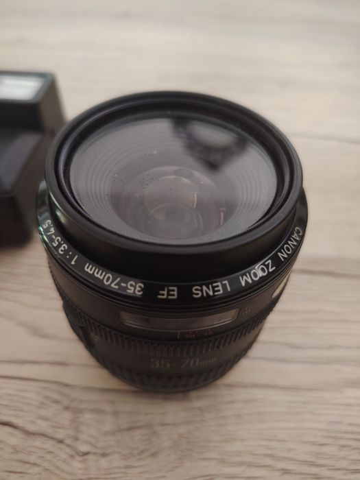 Vand obiectiv Canon