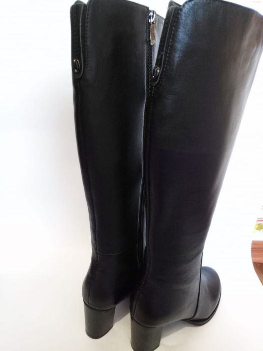 Продам сапоги женские